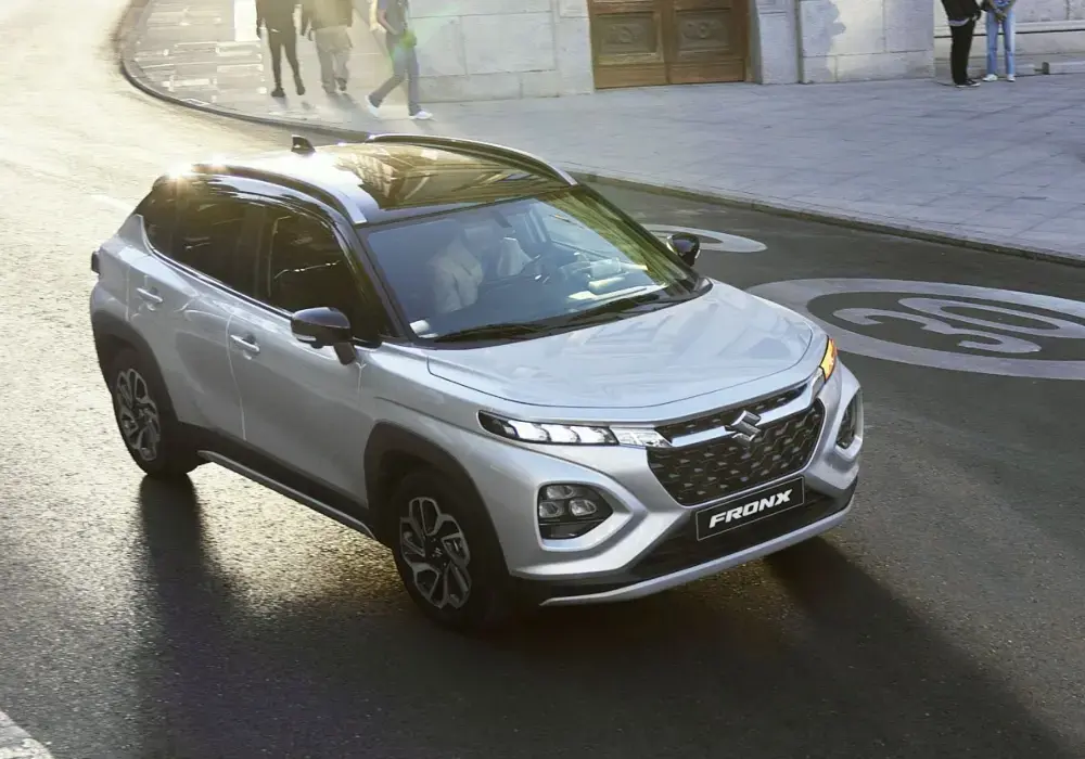 Suzuki Fronx: SUV y carro híbrido