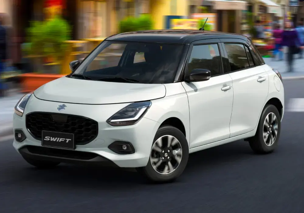Carro híbrido Suzuki Swift color blanco