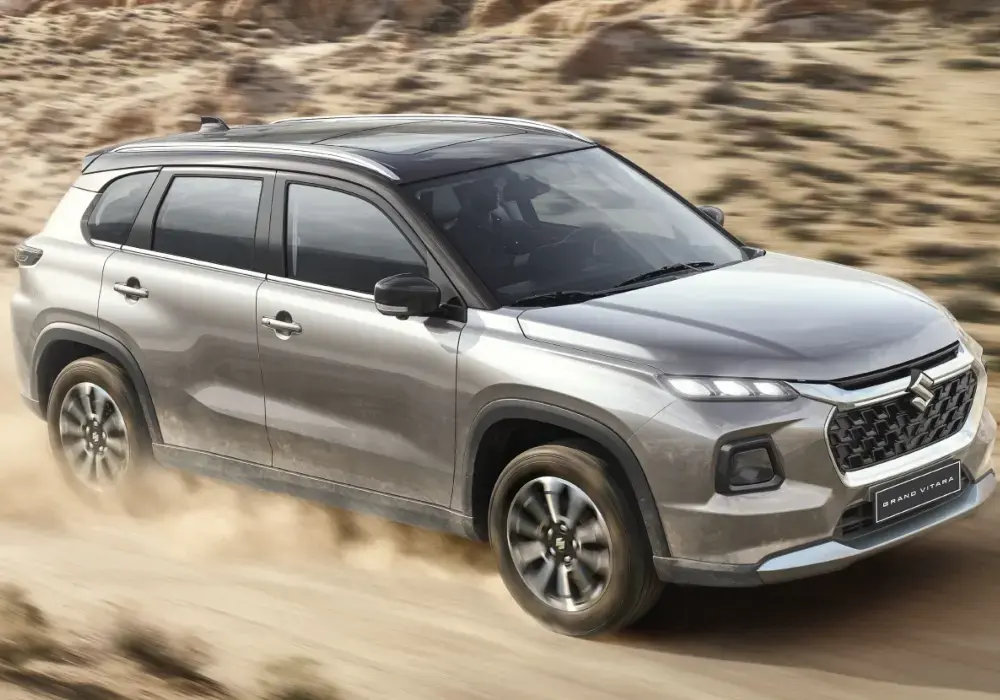 SUV Suzuki híbrido Grand Vitara color plateado